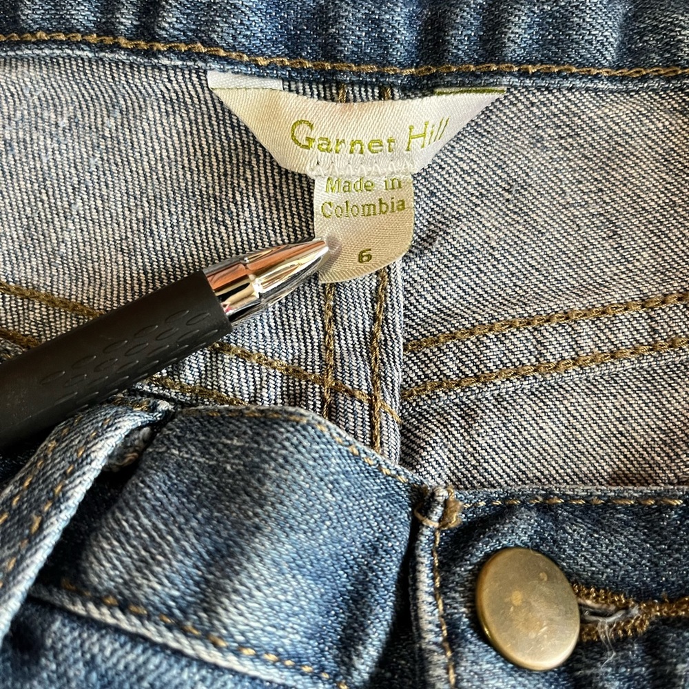 Garnet Hill Denim Bermuda Shorts Blue Size 6 - Picture 8 of 8